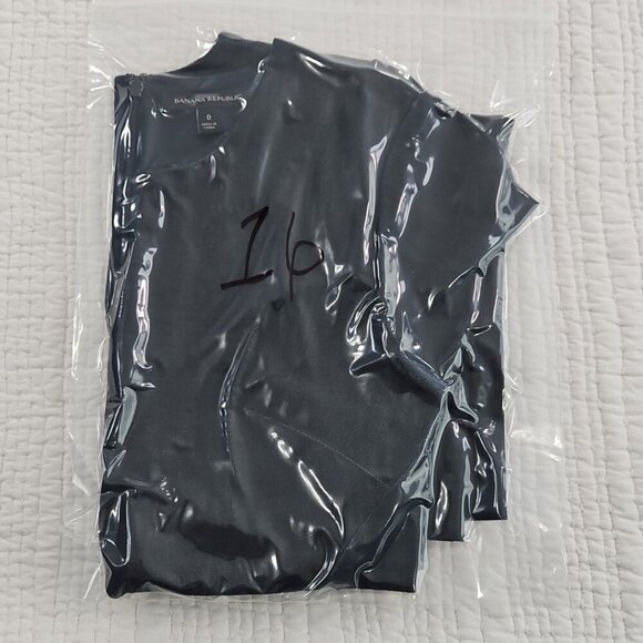 Banana Republic Angled Seam Pencil Dress Women's Sz 0 Short Sleeve Navy NWOT - Picture 16 of 16